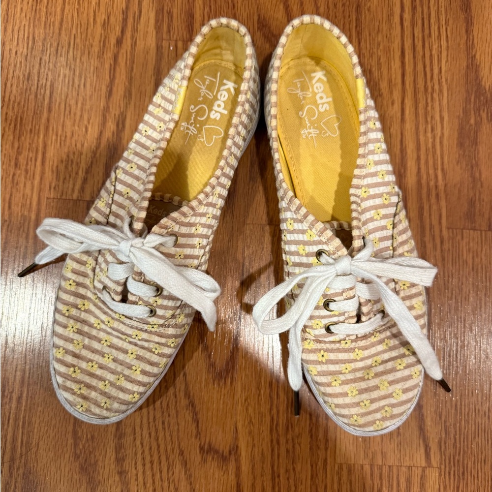 Keds x Taylor Swift Women's Beige Stripe and Yellow Flower Sneakers